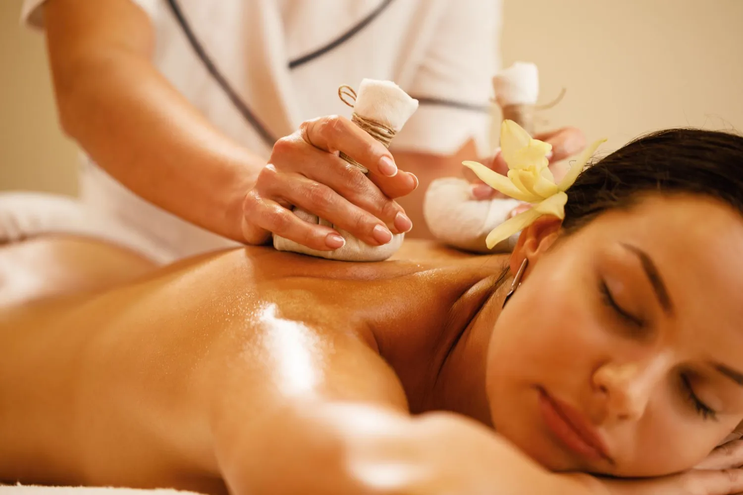 A calming aromatherapy massage experience using natural essential oils to relieve stress and promote complete body relaxation.