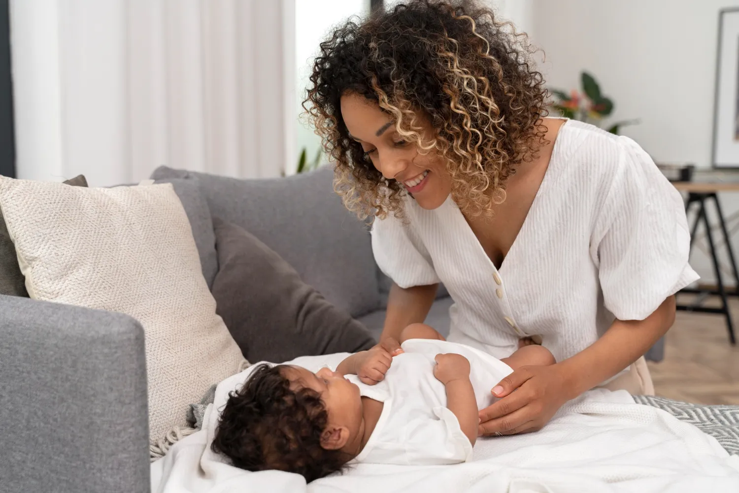 Pregnancy massage therapy for expecting mothers' relaxation