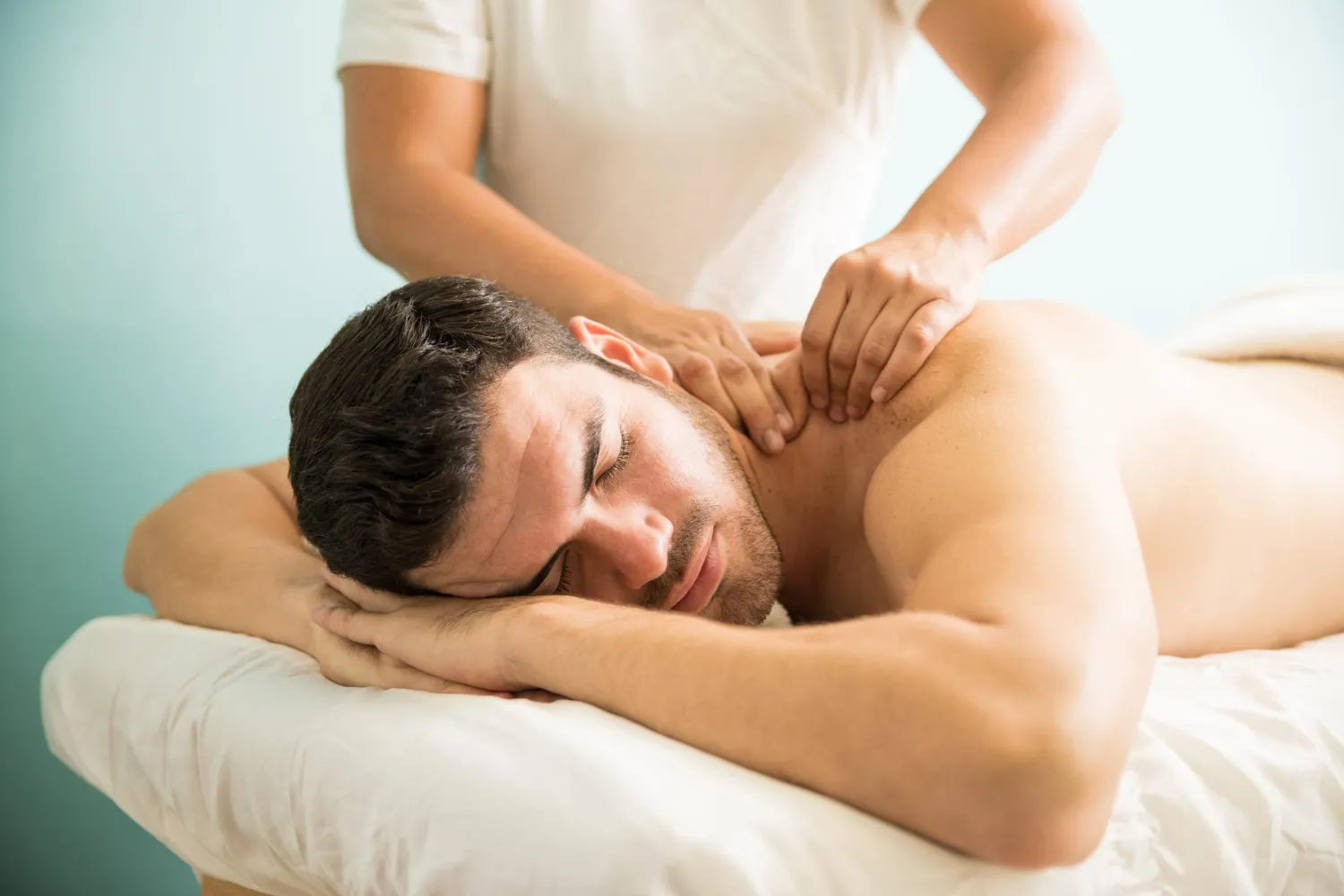 Arabic massage in Dubai for stress and muscle relief